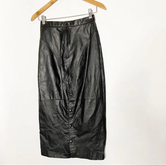 Vintage leather skirt - Picture 4 of 6